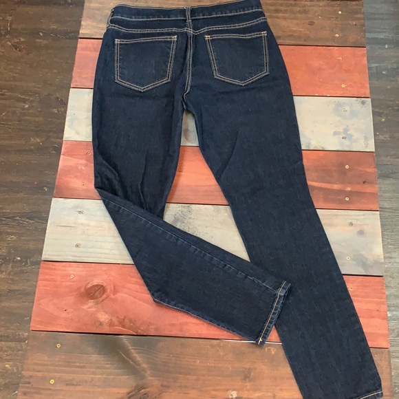 Old Navy Flirt Jeans Size 6 SHORT - Picture 3 of 9